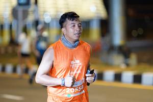 BIB: 20558
                            <button type="button" onclick="openModal(15202936)" class="btn btn-primary btn-sm float-right btn-popup" data-toggle="modal" data-target=".modal-high-quality">
                        <i class="fas fa-shopping-cart"></i> Add to Cart
                    </button>
                                            <button type="button" onclick="isThisMe(15202936, true)" class="btn btn-success btn-sm float-right btn-popup btn-isme hidden" data-toggle="tooltip" data-placement="bottom" title="นี่คือรูปของคุณใช่ไหม คลิกที่นี่เพื่อเอาเข้าอัลบั้ม">
                        <i class="fas fa-plus"></i> Add to album
                    </button>
                    <button type="button" onclick="isThisMe(15202936, false)" class="btn btn-warning btn-sm float-right btn-popup btn-isnotme hidden">
                        <i class="fas fa-ban"></i> Remove from album
                    </button>