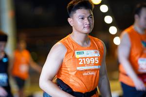 BIB: 21995
                            <button type="button" onclick="openModal(14910876)" class="btn btn-primary btn-sm float-right btn-popup" data-toggle="modal" data-target=".modal-high-quality">
                        <i class="fas fa-shopping-cart"></i> Add to Cart
                    </button>
                                            <button type="button" onclick="isThisMe(14910876, true)" class="btn btn-success btn-sm float-right btn-popup btn-isme hidden" data-toggle="tooltip" data-placement="bottom" title="นี่คือรูปของคุณใช่ไหม คลิกที่นี่เพื่อเอาเข้าอัลบั้ม">
                        <i class="fas fa-plus"></i> Add to album
                    </button>
                    <button type="button" onclick="isThisMe(14910876, false)" class="btn btn-warning btn-sm float-right btn-popup btn-isnotme hidden">
                        <i class="fas fa-ban"></i> Remove from album
                    </button>