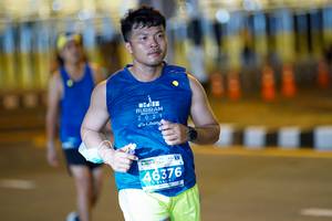 BIB: 021, 46376
                            <button type="button" onclick="openModal(14901826)" class="btn btn-primary btn-sm float-right btn-popup" data-toggle="modal" data-target=".modal-high-quality">
                        <i class="fas fa-shopping-cart"></i> Add to Cart
                    </button>
                                            <button type="button" onclick="isThisMe(14901826, true)" class="btn btn-success btn-sm float-right btn-popup btn-isme hidden" data-toggle="tooltip" data-placement="bottom" title="นี่คือรูปของคุณใช่ไหม คลิกที่นี่เพื่อเอาเข้าอัลบั้ม">
                        <i class="fas fa-plus"></i> Add to album
                    </button>
                    <button type="button" onclick="isThisMe(14901826, false)" class="btn btn-warning btn-sm float-right btn-popup btn-isnotme hidden">
                        <i class="fas fa-ban"></i> Remove from album
                    </button>