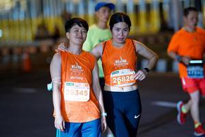 BIB: 202, 26826, 28345
                            <button type="button" onclick="openModal(14913090)" class="btn btn-primary btn-sm float-right btn-popup" data-toggle="modal" data-target=".modal-high-quality">
                        <i class="fas fa-shopping-cart"></i> Add to Cart
                    </button>
                                            <button type="button" onclick="isThisMe(14913090, true)" class="btn btn-success btn-sm float-right btn-popup btn-isme hidden" data-toggle="tooltip" data-placement="bottom" title="นี่คือรูปของคุณใช่ไหม คลิกที่นี่เพื่อเอาเข้าอัลบั้ม">
                        <i class="fas fa-plus"></i> Add to album
                    </button>
                    <button type="button" onclick="isThisMe(14913090, false)" class="btn btn-warning btn-sm float-right btn-popup btn-isnotme hidden">
                        <i class="fas fa-ban"></i> Remove from album
                    </button>