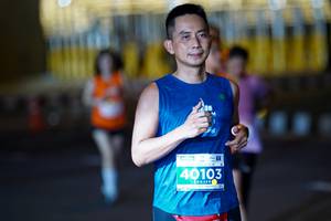 BIB: 40103
                            <button type="button" onclick="openModal(14897617)" class="btn btn-primary btn-sm float-right btn-popup" data-toggle="modal" data-target=".modal-high-quality">
                        <i class="fas fa-shopping-cart"></i> Add to Cart
                    </button>
                                            <button type="button" onclick="isThisMe(14897617, true)" class="btn btn-success btn-sm float-right btn-popup btn-isme hidden" data-toggle="tooltip" data-placement="bottom" title="นี่คือรูปของคุณใช่ไหม คลิกที่นี่เพื่อเอาเข้าอัลบั้ม">
                        <i class="fas fa-plus"></i> Add to album
                    </button>
                    <button type="button" onclick="isThisMe(14897617, false)" class="btn btn-warning btn-sm float-right btn-popup btn-isnotme hidden">
                        <i class="fas fa-ban"></i> Remove from album
                    </button>