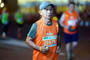 BIB: 25575
                            <button type="button" onclick="openModal(15162977)" class="btn btn-primary btn-sm float-right btn-popup" data-toggle="modal" data-target=".modal-high-quality">
                        <i class="fas fa-shopping-cart"></i> Add to Cart
                    </button>
                                            <button type="button" onclick="isThisMe(15162977, true)" class="btn btn-success btn-sm float-right btn-popup btn-isme hidden" data-toggle="tooltip" data-placement="bottom" title="นี่คือรูปของคุณใช่ไหม คลิกที่นี่เพื่อเอาเข้าอัลบั้ม">
                        <i class="fas fa-plus"></i> Add to album
                    </button>
                    <button type="button" onclick="isThisMe(15162977, false)" class="btn btn-warning btn-sm float-right btn-popup btn-isnotme hidden">
                        <i class="fas fa-ban"></i> Remove from album
                    </button>