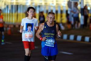 BIB: 26500, 45526
                            <button type="button" onclick="openModal(15233594)" class="btn btn-primary btn-sm float-right btn-popup" data-toggle="modal" data-target=".modal-high-quality">
                        <i class="fas fa-shopping-cart"></i> Add to Cart
                    </button>
                                            <button type="button" onclick="isThisMe(15233594, true)" class="btn btn-success btn-sm float-right btn-popup btn-isme hidden" data-toggle="tooltip" data-placement="bottom" title="นี่คือรูปของคุณใช่ไหม คลิกที่นี่เพื่อเอาเข้าอัลบั้ม">
                        <i class="fas fa-plus"></i> Add to album
                    </button>
                    <button type="button" onclick="isThisMe(15233594, false)" class="btn btn-warning btn-sm float-right btn-popup btn-isnotme hidden">
                        <i class="fas fa-ban"></i> Remove from album
                    </button>