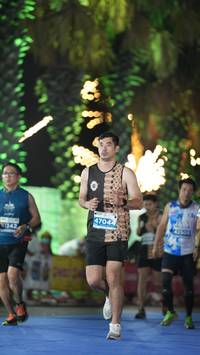 BIB: 47044, 42505, 1342
                            <button type="button" onclick="openModal(14513992)" class="btn btn-primary btn-sm float-right btn-popup" data-toggle="modal" data-target=".modal-high-quality">
                        <i class="fas fa-shopping-cart"></i> Add to Cart
                    </button>
                                            <button type="button" onclick="isThisMe(14513992, true)" class="btn btn-success btn-sm float-right btn-popup btn-isme hidden" data-toggle="tooltip" data-placement="bottom" title="นี่คือรูปของคุณใช่ไหม คลิกที่นี่เพื่อเอาเข้าอัลบั้ม">
                        <i class="fas fa-plus"></i> Add to album
                    </button>
                    <button type="button" onclick="isThisMe(14513992, false)" class="btn btn-warning btn-sm float-right btn-popup btn-isnotme hidden">
                        <i class="fas fa-ban"></i> Remove from album
                    </button>