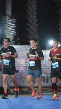BIB: 46820, 15368, 45246
                            <button type="button" onclick="openModal(14540716)" class="btn btn-primary btn-sm float-right btn-popup" data-toggle="modal" data-target=".modal-high-quality">
                        <i class="fas fa-shopping-cart"></i> Add to Cart
                    </button>
                                            <button type="button" onclick="isThisMe(14540716, true)" class="btn btn-success btn-sm float-right btn-popup btn-isme hidden" data-toggle="tooltip" data-placement="bottom" title="นี่คือรูปของคุณใช่ไหม คลิกที่นี่เพื่อเอาเข้าอัลบั้ม">
                        <i class="fas fa-plus"></i> Add to album
                    </button>
                    <button type="button" onclick="isThisMe(14540716, false)" class="btn btn-warning btn-sm float-right btn-popup btn-isnotme hidden">
                        <i class="fas fa-ban"></i> Remove from album
                    </button>