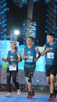BIB: 857, 41011, 43247
                            <button type="button" onclick="openModal(14550385)" class="btn btn-primary btn-sm float-right btn-popup" data-toggle="modal" data-target=".modal-high-quality">
                        <i class="fas fa-shopping-cart"></i> Add to Cart
                    </button>
                                            <button type="button" onclick="isThisMe(14550385, true)" class="btn btn-success btn-sm float-right btn-popup btn-isme hidden" data-toggle="tooltip" data-placement="bottom" title="นี่คือรูปของคุณใช่ไหม คลิกที่นี่เพื่อเอาเข้าอัลบั้ม">
                        <i class="fas fa-plus"></i> Add to album
                    </button>
                    <button type="button" onclick="isThisMe(14550385, false)" class="btn btn-warning btn-sm float-right btn-popup btn-isnotme hidden">
                        <i class="fas fa-ban"></i> Remove from album
                    </button>