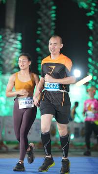 BIB: 40673, 42884
                            <button type="button" onclick="openModal(14515107)" class="btn btn-primary btn-sm float-right btn-popup" data-toggle="modal" data-target=".modal-high-quality">
                        <i class="fas fa-shopping-cart"></i> Add to Cart
                    </button>
                                            <button type="button" onclick="isThisMe(14515107, true)" class="btn btn-success btn-sm float-right btn-popup btn-isme hidden" data-toggle="tooltip" data-placement="bottom" title="นี่คือรูปของคุณใช่ไหม คลิกที่นี่เพื่อเอาเข้าอัลบั้ม">
                        <i class="fas fa-plus"></i> Add to album
                    </button>
                    <button type="button" onclick="isThisMe(14515107, false)" class="btn btn-warning btn-sm float-right btn-popup btn-isnotme hidden">
                        <i class="fas fa-ban"></i> Remove from album
                    </button>