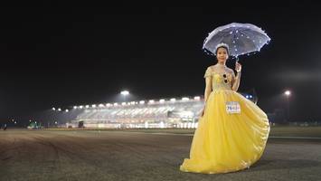 BIB: 7640
                            <button type="button" onclick="openModal(14166797)" class="btn btn-primary btn-sm float-right btn-popup" data-toggle="modal" data-target=".modal-high-quality">
                        <i class="fas fa-shopping-cart"></i> Add to Cart
                    </button>
                                            <button type="button" onclick="isThisMe(14166797, true)" class="btn btn-success btn-sm float-right btn-popup btn-isme hidden" data-toggle="tooltip" data-placement="bottom" title="นี่คือรูปของคุณใช่ไหม คลิกที่นี่เพื่อเอาเข้าอัลบั้ม">
                        <i class="fas fa-plus"></i> Add to album
                    </button>
                    <button type="button" onclick="isThisMe(14166797, false)" class="btn btn-warning btn-sm float-right btn-popup btn-isnotme hidden">
                        <i class="fas fa-ban"></i> Remove from album
                    </button>