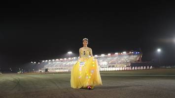 BIB: 76404
                            <button type="button" onclick="openModal(14170669)" class="btn btn-primary btn-sm float-right btn-popup" data-toggle="modal" data-target=".modal-high-quality">
                        <i class="fas fa-shopping-cart"></i> Add to Cart
                    </button>
                                            <button type="button" onclick="isThisMe(14170669, true)" class="btn btn-success btn-sm float-right btn-popup btn-isme hidden" data-toggle="tooltip" data-placement="bottom" title="นี่คือรูปของคุณใช่ไหม คลิกที่นี่เพื่อเอาเข้าอัลบั้ม">
                        <i class="fas fa-plus"></i> Add to album
                    </button>
                    <button type="button" onclick="isThisMe(14170669, false)" class="btn btn-warning btn-sm float-right btn-popup btn-isnotme hidden">
                        <i class="fas fa-ban"></i> Remove from album
                    </button>