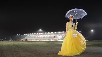 BIB: 7640
                            <button type="button" onclick="openModal(14166968)" class="btn btn-primary btn-sm float-right btn-popup" data-toggle="modal" data-target=".modal-high-quality">
                        <i class="fas fa-shopping-cart"></i> Add to Cart
                    </button>
                                            <button type="button" onclick="isThisMe(14166968, true)" class="btn btn-success btn-sm float-right btn-popup btn-isme hidden" data-toggle="tooltip" data-placement="bottom" title="นี่คือรูปของคุณใช่ไหม คลิกที่นี่เพื่อเอาเข้าอัลบั้ม">
                        <i class="fas fa-plus"></i> Add to album
                    </button>
                    <button type="button" onclick="isThisMe(14166968, false)" class="btn btn-warning btn-sm float-right btn-popup btn-isnotme hidden">
                        <i class="fas fa-ban"></i> Remove from album
                    </button>