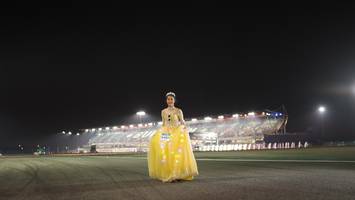 BIB: 7640
                            <button type="button" onclick="openModal(14170761)" class="btn btn-primary btn-sm float-right btn-popup" data-toggle="modal" data-target=".modal-high-quality">
                        <i class="fas fa-shopping-cart"></i> Add to Cart
                    </button>
                                            <button type="button" onclick="isThisMe(14170761, true)" class="btn btn-success btn-sm float-right btn-popup btn-isme hidden" data-toggle="tooltip" data-placement="bottom" title="นี่คือรูปของคุณใช่ไหม คลิกที่นี่เพื่อเอาเข้าอัลบั้ม">
                        <i class="fas fa-plus"></i> Add to album
                    </button>
                    <button type="button" onclick="isThisMe(14170761, false)" class="btn btn-warning btn-sm float-right btn-popup btn-isnotme hidden">
                        <i class="fas fa-ban"></i> Remove from album
                    </button>