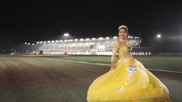 BIB: 76404
                            <button type="button" onclick="openModal(14170115)" class="btn btn-primary btn-sm float-right btn-popup" data-toggle="modal" data-target=".modal-high-quality">
                        <i class="fas fa-shopping-cart"></i> Add to Cart
                    </button>
                                            <button type="button" onclick="isThisMe(14170115, true)" class="btn btn-success btn-sm float-right btn-popup btn-isme hidden" data-toggle="tooltip" data-placement="bottom" title="นี่คือรูปของคุณใช่ไหม คลิกที่นี่เพื่อเอาเข้าอัลบั้ม">
                        <i class="fas fa-plus"></i> Add to album
                    </button>
                    <button type="button" onclick="isThisMe(14170115, false)" class="btn btn-warning btn-sm float-right btn-popup btn-isnotme hidden">
                        <i class="fas fa-ban"></i> Remove from album
                    </button>