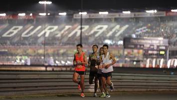 BIB: 2192, 2011, 
                            <button type="button" onclick="openModal(14180257)" class="btn btn-primary btn-sm float-right btn-popup" data-toggle="modal" data-target=".modal-high-quality">
                        <i class="fas fa-shopping-cart"></i> Add to Cart
                    </button>
                                            <button type="button" onclick="isThisMe(14180257, true)" class="btn btn-success btn-sm float-right btn-popup btn-isme hidden" data-toggle="tooltip" data-placement="bottom" title="นี่คือรูปของคุณใช่ไหม คลิกที่นี่เพื่อเอาเข้าอัลบั้ม">
                        <i class="fas fa-plus"></i> Add to album
                    </button>
                    <button type="button" onclick="isThisMe(14180257, false)" class="btn btn-warning btn-sm float-right btn-popup btn-isnotme hidden">
                        <i class="fas fa-ban"></i> Remove from album
                    </button>