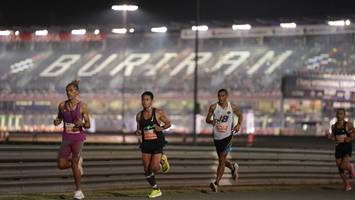 BIB: 2048, 090
                            <button type="button" onclick="openModal(14179627)" class="btn btn-primary btn-sm float-right btn-popup" data-toggle="modal" data-target=".modal-high-quality">
                        <i class="fas fa-shopping-cart"></i> Add to Cart
                    </button>
                                            <button type="button" onclick="isThisMe(14179627, true)" class="btn btn-success btn-sm float-right btn-popup btn-isme hidden" data-toggle="tooltip" data-placement="bottom" title="นี่คือรูปของคุณใช่ไหม คลิกที่นี่เพื่อเอาเข้าอัลบั้ม">
                        <i class="fas fa-plus"></i> Add to album
                    </button>
                    <button type="button" onclick="isThisMe(14179627, false)" class="btn btn-warning btn-sm float-right btn-popup btn-isnotme hidden">
                        <i class="fas fa-ban"></i> Remove from album
                    </button>