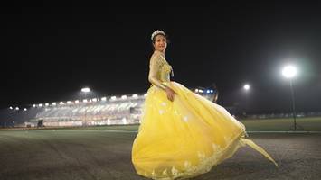 BIB: 
                            <button type="button" onclick="openModal(14171283)" class="btn btn-primary btn-sm float-right btn-popup" data-toggle="modal" data-target=".modal-high-quality">
                        <i class="fas fa-shopping-cart"></i> Add to Cart
                    </button>
                                            <button type="button" onclick="isThisMe(14171283, true)" class="btn btn-success btn-sm float-right btn-popup btn-isme hidden" data-toggle="tooltip" data-placement="bottom" title="นี่คือรูปของคุณใช่ไหม คลิกที่นี่เพื่อเอาเข้าอัลบั้ม">
                        <i class="fas fa-plus"></i> Add to album
                    </button>
                    <button type="button" onclick="isThisMe(14171283, false)" class="btn btn-warning btn-sm float-right btn-popup btn-isnotme hidden">
                        <i class="fas fa-ban"></i> Remove from album
                    </button>