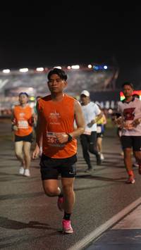 BIB: 262
                            <button type="button" onclick="openModal(14257757)" class="btn btn-primary btn-sm float-right btn-popup" data-toggle="modal" data-target=".modal-high-quality">
                        <i class="fas fa-shopping-cart"></i> Add to Cart
                    </button>
                                            <button type="button" onclick="isThisMe(14257757, true)" class="btn btn-success btn-sm float-right btn-popup btn-isme hidden" data-toggle="tooltip" data-placement="bottom" title="นี่คือรูปของคุณใช่ไหม คลิกที่นี่เพื่อเอาเข้าอัลบั้ม">
                        <i class="fas fa-plus"></i> Add to album
                    </button>
                    <button type="button" onclick="isThisMe(14257757, false)" class="btn btn-warning btn-sm float-right btn-popup btn-isnotme hidden">
                        <i class="fas fa-ban"></i> Remove from album
                    </button>