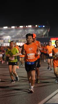 BIB: 21334
                            <button type="button" onclick="openModal(14278014)" class="btn btn-primary btn-sm float-right btn-popup" data-toggle="modal" data-target=".modal-high-quality">
                        <i class="fas fa-shopping-cart"></i> Add to Cart
                    </button>
                                            <button type="button" onclick="isThisMe(14278014, true)" class="btn btn-success btn-sm float-right btn-popup btn-isme hidden" data-toggle="tooltip" data-placement="bottom" title="นี่คือรูปของคุณใช่ไหม คลิกที่นี่เพื่อเอาเข้าอัลบั้ม">
                        <i class="fas fa-plus"></i> Add to album
                    </button>
                    <button type="button" onclick="isThisMe(14278014, false)" class="btn btn-warning btn-sm float-right btn-popup btn-isnotme hidden">
                        <i class="fas fa-ban"></i> Remove from album
                    </button>