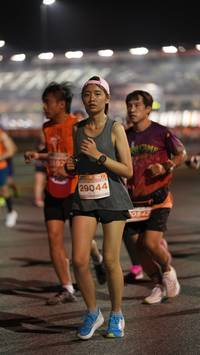 BIB: 592, 29044, 0542
                            <button type="button" onclick="openModal(14270548)" class="btn btn-primary btn-sm float-right btn-popup" data-toggle="modal" data-target=".modal-high-quality">
                        <i class="fas fa-shopping-cart"></i> Add to Cart
                    </button>
                                            <button type="button" onclick="isThisMe(14270548, true)" class="btn btn-success btn-sm float-right btn-popup btn-isme hidden" data-toggle="tooltip" data-placement="bottom" title="นี่คือรูปของคุณใช่ไหม คลิกที่นี่เพื่อเอาเข้าอัลบั้ม">
                        <i class="fas fa-plus"></i> Add to album
                    </button>
                    <button type="button" onclick="isThisMe(14270548, false)" class="btn btn-warning btn-sm float-right btn-popup btn-isnotme hidden">
                        <i class="fas fa-ban"></i> Remove from album
                    </button>