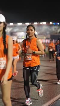 BIB: 0929
                            <button type="button" onclick="openModal(14310733)" class="btn btn-primary btn-sm float-right btn-popup" data-toggle="modal" data-target=".modal-high-quality">
                        <i class="fas fa-shopping-cart"></i> Add to Cart
                    </button>
                                            <button type="button" onclick="isThisMe(14310733, true)" class="btn btn-success btn-sm float-right btn-popup btn-isme hidden" data-toggle="tooltip" data-placement="bottom" title="นี่คือรูปของคุณใช่ไหม คลิกที่นี่เพื่อเอาเข้าอัลบั้ม">
                        <i class="fas fa-plus"></i> Add to album
                    </button>
                    <button type="button" onclick="isThisMe(14310733, false)" class="btn btn-warning btn-sm float-right btn-popup btn-isnotme hidden">
                        <i class="fas fa-ban"></i> Remove from album
                    </button>