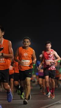 BIB: 5197, 269
                            <button type="button" onclick="openModal(14231455)" class="btn btn-primary btn-sm float-right btn-popup" data-toggle="modal" data-target=".modal-high-quality">
                        <i class="fas fa-shopping-cart"></i> Add to Cart
                    </button>
                                            <button type="button" onclick="isThisMe(14231455, true)" class="btn btn-success btn-sm float-right btn-popup btn-isme hidden" data-toggle="tooltip" data-placement="bottom" title="นี่คือรูปของคุณใช่ไหม คลิกที่นี่เพื่อเอาเข้าอัลบั้ม">
                        <i class="fas fa-plus"></i> Add to album
                    </button>
                    <button type="button" onclick="isThisMe(14231455, false)" class="btn btn-warning btn-sm float-right btn-popup btn-isnotme hidden">
                        <i class="fas fa-ban"></i> Remove from album
                    </button>