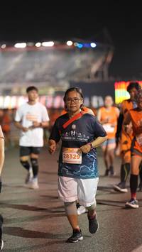 BIB: 28329
                            <button type="button" onclick="openModal(14332674)" class="btn btn-primary btn-sm float-right btn-popup" data-toggle="modal" data-target=".modal-high-quality">
                        <i class="fas fa-shopping-cart"></i> Add to Cart
                    </button>
                                            <button type="button" onclick="isThisMe(14332674, true)" class="btn btn-success btn-sm float-right btn-popup btn-isme hidden" data-toggle="tooltip" data-placement="bottom" title="นี่คือรูปของคุณใช่ไหม คลิกที่นี่เพื่อเอาเข้าอัลบั้ม">
                        <i class="fas fa-plus"></i> Add to album
                    </button>
                    <button type="button" onclick="isThisMe(14332674, false)" class="btn btn-warning btn-sm float-right btn-popup btn-isnotme hidden">
                        <i class="fas fa-ban"></i> Remove from album
                    </button>