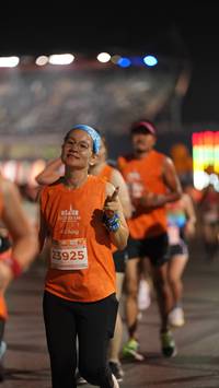 BIB: 221, 23925
                            <button type="button" onclick="openModal(14266612)" class="btn btn-primary btn-sm float-right btn-popup" data-toggle="modal" data-target=".modal-high-quality">
                        <i class="fas fa-shopping-cart"></i> Add to Cart
                    </button>
                                            <button type="button" onclick="isThisMe(14266612, true)" class="btn btn-success btn-sm float-right btn-popup btn-isme hidden" data-toggle="tooltip" data-placement="bottom" title="นี่คือรูปของคุณใช่ไหม คลิกที่นี่เพื่อเอาเข้าอัลบั้ม">
                        <i class="fas fa-plus"></i> Add to album
                    </button>
                    <button type="button" onclick="isThisMe(14266612, false)" class="btn btn-warning btn-sm float-right btn-popup btn-isnotme hidden">
                        <i class="fas fa-ban"></i> Remove from album
                    </button>