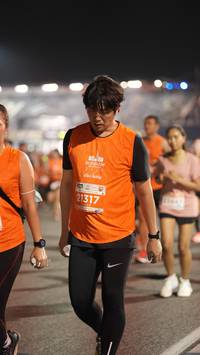 BIB: 202, 21317
                            <button type="button" onclick="openModal(14319380)" class="btn btn-primary btn-sm float-right btn-popup" data-toggle="modal" data-target=".modal-high-quality">
                        <i class="fas fa-shopping-cart"></i> Add to Cart
                    </button>
                                            <button type="button" onclick="isThisMe(14319380, true)" class="btn btn-success btn-sm float-right btn-popup btn-isme hidden" data-toggle="tooltip" data-placement="bottom" title="นี่คือรูปของคุณใช่ไหม คลิกที่นี่เพื่อเอาเข้าอัลบั้ม">
                        <i class="fas fa-plus"></i> Add to album
                    </button>
                    <button type="button" onclick="isThisMe(14319380, false)" class="btn btn-warning btn-sm float-right btn-popup btn-isnotme hidden">
                        <i class="fas fa-ban"></i> Remove from album
                    </button>