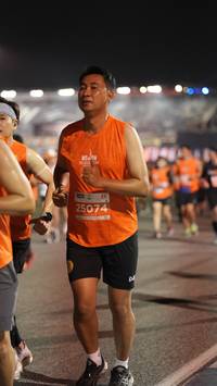 BIB: 25074
                            <button type="button" onclick="openModal(14312653)" class="btn btn-primary btn-sm float-right btn-popup" data-toggle="modal" data-target=".modal-high-quality">
                        <i class="fas fa-shopping-cart"></i> Add to Cart
                    </button>
                                            <button type="button" onclick="isThisMe(14312653, true)" class="btn btn-success btn-sm float-right btn-popup btn-isme hidden" data-toggle="tooltip" data-placement="bottom" title="นี่คือรูปของคุณใช่ไหม คลิกที่นี่เพื่อเอาเข้าอัลบั้ม">
                        <i class="fas fa-plus"></i> Add to album
                    </button>
                    <button type="button" onclick="isThisMe(14312653, false)" class="btn btn-warning btn-sm float-right btn-popup btn-isnotme hidden">
                        <i class="fas fa-ban"></i> Remove from album
                    </button>