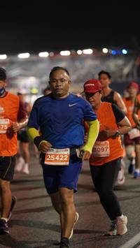 BIB: 3097, 25422
                            <button type="button" onclick="openModal(14282229)" class="btn btn-primary btn-sm float-right btn-popup" data-toggle="modal" data-target=".modal-high-quality">
                        <i class="fas fa-shopping-cart"></i> Add to Cart
                    </button>
                                            <button type="button" onclick="isThisMe(14282229, true)" class="btn btn-success btn-sm float-right btn-popup btn-isme hidden" data-toggle="tooltip" data-placement="bottom" title="นี่คือรูปของคุณใช่ไหม คลิกที่นี่เพื่อเอาเข้าอัลบั้ม">
                        <i class="fas fa-plus"></i> Add to album
                    </button>
                    <button type="button" onclick="isThisMe(14282229, false)" class="btn btn-warning btn-sm float-right btn-popup btn-isnotme hidden">
                        <i class="fas fa-ban"></i> Remove from album
                    </button>