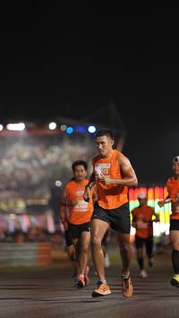 BIB: 7013, 4368
                            <button type="button" onclick="openModal(14225783)" class="btn btn-primary btn-sm float-right btn-popup" data-toggle="modal" data-target=".modal-high-quality">
                        <i class="fas fa-shopping-cart"></i> Add to Cart
                    </button>
                                            <button type="button" onclick="isThisMe(14225783, true)" class="btn btn-success btn-sm float-right btn-popup btn-isme hidden" data-toggle="tooltip" data-placement="bottom" title="นี่คือรูปของคุณใช่ไหม คลิกที่นี่เพื่อเอาเข้าอัลบั้ม">
                        <i class="fas fa-plus"></i> Add to album
                    </button>
                    <button type="button" onclick="isThisMe(14225783, false)" class="btn btn-warning btn-sm float-right btn-popup btn-isnotme hidden">
                        <i class="fas fa-ban"></i> Remove from album
                    </button>