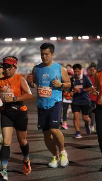 BIB: 25220, 23172
                            <button type="button" onclick="openModal(14298067)" class="btn btn-primary btn-sm float-right btn-popup" data-toggle="modal" data-target=".modal-high-quality">
                        <i class="fas fa-shopping-cart"></i> Add to Cart
                    </button>
                                            <button type="button" onclick="isThisMe(14298067, true)" class="btn btn-success btn-sm float-right btn-popup btn-isme hidden" data-toggle="tooltip" data-placement="bottom" title="นี่คือรูปของคุณใช่ไหม คลิกที่นี่เพื่อเอาเข้าอัลบั้ม">
                        <i class="fas fa-plus"></i> Add to album
                    </button>
                    <button type="button" onclick="isThisMe(14298067, false)" class="btn btn-warning btn-sm float-right btn-popup btn-isnotme hidden">
                        <i class="fas fa-ban"></i> Remove from album
                    </button>