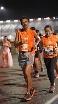 BIB: 27226, 22893
                            <button type="button" onclick="openModal(14326979)" class="btn btn-primary btn-sm float-right btn-popup" data-toggle="modal" data-target=".modal-high-quality">
                        <i class="fas fa-shopping-cart"></i> Add to Cart
                    </button>
                                            <button type="button" onclick="isThisMe(14326979, true)" class="btn btn-success btn-sm float-right btn-popup btn-isme hidden" data-toggle="tooltip" data-placement="bottom" title="นี่คือรูปของคุณใช่ไหม คลิกที่นี่เพื่อเอาเข้าอัลบั้ม">
                        <i class="fas fa-plus"></i> Add to album
                    </button>
                    <button type="button" onclick="isThisMe(14326979, false)" class="btn btn-warning btn-sm float-right btn-popup btn-isnotme hidden">
                        <i class="fas fa-ban"></i> Remove from album
                    </button>