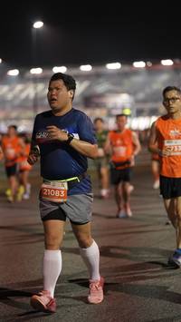 BIB: 733, 21083
                            <button type="button" onclick="openModal(14282545)" class="btn btn-primary btn-sm float-right btn-popup" data-toggle="modal" data-target=".modal-high-quality">
                        <i class="fas fa-shopping-cart"></i> Add to Cart
                    </button>
                                            <button type="button" onclick="isThisMe(14282545, true)" class="btn btn-success btn-sm float-right btn-popup btn-isme hidden" data-toggle="tooltip" data-placement="bottom" title="นี่คือรูปของคุณใช่ไหม คลิกที่นี่เพื่อเอาเข้าอัลบั้ม">
                        <i class="fas fa-plus"></i> Add to album
                    </button>
                    <button type="button" onclick="isThisMe(14282545, false)" class="btn btn-warning btn-sm float-right btn-popup btn-isnotme hidden">
                        <i class="fas fa-ban"></i> Remove from album
                    </button>