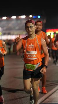 BIB: 202, 21515
                            <button type="button" onclick="openModal(14269502)" class="btn btn-primary btn-sm float-right btn-popup" data-toggle="modal" data-target=".modal-high-quality">
                        <i class="fas fa-shopping-cart"></i> Add to Cart
                    </button>
                                            <button type="button" onclick="isThisMe(14269502, true)" class="btn btn-success btn-sm float-right btn-popup btn-isme hidden" data-toggle="tooltip" data-placement="bottom" title="นี่คือรูปของคุณใช่ไหม คลิกที่นี่เพื่อเอาเข้าอัลบั้ม">
                        <i class="fas fa-plus"></i> Add to album
                    </button>
                    <button type="button" onclick="isThisMe(14269502, false)" class="btn btn-warning btn-sm float-right btn-popup btn-isnotme hidden">
                        <i class="fas fa-ban"></i> Remove from album
                    </button>