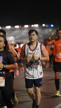 BIB: 2665
                            <button type="button" onclick="openModal(14303573)" class="btn btn-primary btn-sm float-right btn-popup" data-toggle="modal" data-target=".modal-high-quality">
                        <i class="fas fa-shopping-cart"></i> Add to Cart
                    </button>
                                            <button type="button" onclick="isThisMe(14303573, true)" class="btn btn-success btn-sm float-right btn-popup btn-isme hidden" data-toggle="tooltip" data-placement="bottom" title="นี่คือรูปของคุณใช่ไหม คลิกที่นี่เพื่อเอาเข้าอัลบั้ม">
                        <i class="fas fa-plus"></i> Add to album
                    </button>
                    <button type="button" onclick="isThisMe(14303573, false)" class="btn btn-warning btn-sm float-right btn-popup btn-isnotme hidden">
                        <i class="fas fa-ban"></i> Remove from album
                    </button>