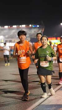 BIB: 25910, 28283
                            <button type="button" onclick="openModal(14318142)" class="btn btn-primary btn-sm float-right btn-popup" data-toggle="modal" data-target=".modal-high-quality">
                        <i class="fas fa-shopping-cart"></i> Add to Cart
                    </button>
                                            <button type="button" onclick="isThisMe(14318142, true)" class="btn btn-success btn-sm float-right btn-popup btn-isme hidden" data-toggle="tooltip" data-placement="bottom" title="นี่คือรูปของคุณใช่ไหม คลิกที่นี่เพื่อเอาเข้าอัลบั้ม">
                        <i class="fas fa-plus"></i> Add to album
                    </button>
                    <button type="button" onclick="isThisMe(14318142, false)" class="btn btn-warning btn-sm float-right btn-popup btn-isnotme hidden">
                        <i class="fas fa-ban"></i> Remove from album
                    </button>