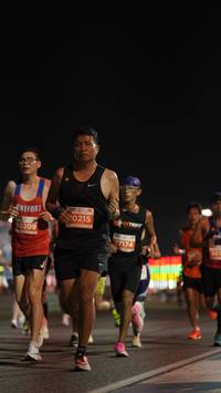 BIB: 0215, 0209, 27174, 261
                            <button type="button" onclick="openModal(14228701)" class="btn btn-primary btn-sm float-right btn-popup" data-toggle="modal" data-target=".modal-high-quality">
                        <i class="fas fa-shopping-cart"></i> Add to Cart
                    </button>
                                            <button type="button" onclick="isThisMe(14228701, true)" class="btn btn-success btn-sm float-right btn-popup btn-isme hidden" data-toggle="tooltip" data-placement="bottom" title="นี่คือรูปของคุณใช่ไหม คลิกที่นี่เพื่อเอาเข้าอัลบั้ม">
                        <i class="fas fa-plus"></i> Add to album
                    </button>
                    <button type="button" onclick="isThisMe(14228701, false)" class="btn btn-warning btn-sm float-right btn-popup btn-isnotme hidden">
                        <i class="fas fa-ban"></i> Remove from album
                    </button>