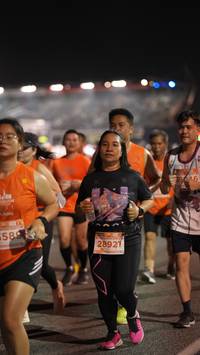 BIB: 589, 28921
                            <button type="button" onclick="openModal(14303433)" class="btn btn-primary btn-sm float-right btn-popup" data-toggle="modal" data-target=".modal-high-quality">
                        <i class="fas fa-shopping-cart"></i> Add to Cart
                    </button>
                                            <button type="button" onclick="isThisMe(14303433, true)" class="btn btn-success btn-sm float-right btn-popup btn-isme hidden" data-toggle="tooltip" data-placement="bottom" title="นี่คือรูปของคุณใช่ไหม คลิกที่นี่เพื่อเอาเข้าอัลบั้ม">
                        <i class="fas fa-plus"></i> Add to album
                    </button>
                    <button type="button" onclick="isThisMe(14303433, false)" class="btn btn-warning btn-sm float-right btn-popup btn-isnotme hidden">
                        <i class="fas fa-ban"></i> Remove from album
                    </button>