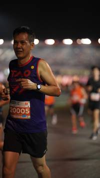 BIB: 20005
                            <button type="button" onclick="openModal(14232832)" class="btn btn-primary btn-sm float-right btn-popup" data-toggle="modal" data-target=".modal-high-quality">
                        <i class="fas fa-shopping-cart"></i> Add to Cart
                    </button>
                                            <button type="button" onclick="isThisMe(14232832, true)" class="btn btn-success btn-sm float-right btn-popup btn-isme hidden" data-toggle="tooltip" data-placement="bottom" title="นี่คือรูปของคุณใช่ไหม คลิกที่นี่เพื่อเอาเข้าอัลบั้ม">
                        <i class="fas fa-plus"></i> Add to album
                    </button>
                    <button type="button" onclick="isThisMe(14232832, false)" class="btn btn-warning btn-sm float-right btn-popup btn-isnotme hidden">
                        <i class="fas fa-ban"></i> Remove from album
                    </button>