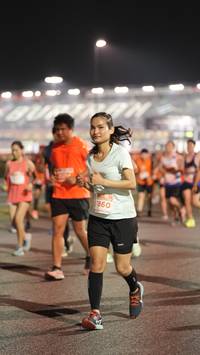 BIB: 860
                            <button type="button" onclick="openModal(14319053)" class="btn btn-primary btn-sm float-right btn-popup" data-toggle="modal" data-target=".modal-high-quality">
                        <i class="fas fa-shopping-cart"></i> Add to Cart
                    </button>
                                            <button type="button" onclick="isThisMe(14319053, true)" class="btn btn-success btn-sm float-right btn-popup btn-isme hidden" data-toggle="tooltip" data-placement="bottom" title="นี่คือรูปของคุณใช่ไหม คลิกที่นี่เพื่อเอาเข้าอัลบั้ม">
                        <i class="fas fa-plus"></i> Add to album
                    </button>
                    <button type="button" onclick="isThisMe(14319053, false)" class="btn btn-warning btn-sm float-right btn-popup btn-isnotme hidden">
                        <i class="fas fa-ban"></i> Remove from album
                    </button>