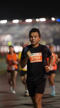 BIB: 21195
                            <button type="button" onclick="openModal(14252647)" class="btn btn-primary btn-sm float-right btn-popup" data-toggle="modal" data-target=".modal-high-quality">
                        <i class="fas fa-shopping-cart"></i> Add to Cart
                    </button>
                                            <button type="button" onclick="isThisMe(14252647, true)" class="btn btn-success btn-sm float-right btn-popup btn-isme hidden" data-toggle="tooltip" data-placement="bottom" title="นี่คือรูปของคุณใช่ไหม คลิกที่นี่เพื่อเอาเข้าอัลบั้ม">
                        <i class="fas fa-plus"></i> Add to album
                    </button>
                    <button type="button" onclick="isThisMe(14252647, false)" class="btn btn-warning btn-sm float-right btn-popup btn-isnotme hidden">
                        <i class="fas fa-ban"></i> Remove from album
                    </button>