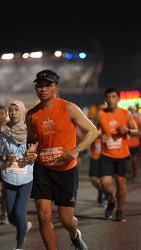 BIB: 202, 25685, 29831
                            <button type="button" onclick="openModal(14260413)" class="btn btn-primary btn-sm float-right btn-popup" data-toggle="modal" data-target=".modal-high-quality">
                        <i class="fas fa-shopping-cart"></i> Add to Cart
                    </button>
                                            <button type="button" onclick="isThisMe(14260413, true)" class="btn btn-success btn-sm float-right btn-popup btn-isme hidden" data-toggle="tooltip" data-placement="bottom" title="นี่คือรูปของคุณใช่ไหม คลิกที่นี่เพื่อเอาเข้าอัลบั้ม">
                        <i class="fas fa-plus"></i> Add to album
                    </button>
                    <button type="button" onclick="isThisMe(14260413, false)" class="btn btn-warning btn-sm float-right btn-popup btn-isnotme hidden">
                        <i class="fas fa-ban"></i> Remove from album
                    </button>