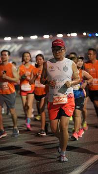 BIB: 25680
                            <button type="button" onclick="openModal(14273799)" class="btn btn-primary btn-sm float-right btn-popup" data-toggle="modal" data-target=".modal-high-quality">
                        <i class="fas fa-shopping-cart"></i> Add to Cart
                    </button>
                                            <button type="button" onclick="isThisMe(14273799, true)" class="btn btn-success btn-sm float-right btn-popup btn-isme hidden" data-toggle="tooltip" data-placement="bottom" title="นี่คือรูปของคุณใช่ไหม คลิกที่นี่เพื่อเอาเข้าอัลบั้ม">
                        <i class="fas fa-plus"></i> Add to album
                    </button>
                    <button type="button" onclick="isThisMe(14273799, false)" class="btn btn-warning btn-sm float-right btn-popup btn-isnotme hidden">
                        <i class="fas fa-ban"></i> Remove from album
                    </button>