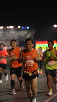 BIB: 25033, 42686
                            <button type="button" onclick="openModal(14237741)" class="btn btn-primary btn-sm float-right btn-popup" data-toggle="modal" data-target=".modal-high-quality">
                        <i class="fas fa-shopping-cart"></i> Add to Cart
                    </button>
                                            <button type="button" onclick="isThisMe(14237741, true)" class="btn btn-success btn-sm float-right btn-popup btn-isme hidden" data-toggle="tooltip" data-placement="bottom" title="นี่คือรูปของคุณใช่ไหม คลิกที่นี่เพื่อเอาเข้าอัลบั้ม">
                        <i class="fas fa-plus"></i> Add to album
                    </button>
                    <button type="button" onclick="isThisMe(14237741, false)" class="btn btn-warning btn-sm float-right btn-popup btn-isnotme hidden">
                        <i class="fas fa-ban"></i> Remove from album
                    </button>