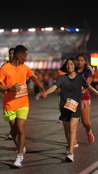 BIB: 0601, 21222
                            <button type="button" onclick="openModal(14264818)" class="btn btn-primary btn-sm float-right btn-popup" data-toggle="modal" data-target=".modal-high-quality">
                        <i class="fas fa-shopping-cart"></i> Add to Cart
                    </button>
                                            <button type="button" onclick="isThisMe(14264818, true)" class="btn btn-success btn-sm float-right btn-popup btn-isme hidden" data-toggle="tooltip" data-placement="bottom" title="นี่คือรูปของคุณใช่ไหม คลิกที่นี่เพื่อเอาเข้าอัลบั้ม">
                        <i class="fas fa-plus"></i> Add to album
                    </button>
                    <button type="button" onclick="isThisMe(14264818, false)" class="btn btn-warning btn-sm float-right btn-popup btn-isnotme hidden">
                        <i class="fas fa-ban"></i> Remove from album
                    </button>