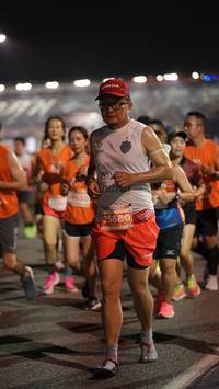 BIB: 25680
                            <button type="button" onclick="openModal(14273879)" class="btn btn-primary btn-sm float-right btn-popup" data-toggle="modal" data-target=".modal-high-quality">
                        <i class="fas fa-shopping-cart"></i> Add to Cart
                    </button>
                                            <button type="button" onclick="isThisMe(14273879, true)" class="btn btn-success btn-sm float-right btn-popup btn-isme hidden" data-toggle="tooltip" data-placement="bottom" title="นี่คือรูปของคุณใช่ไหม คลิกที่นี่เพื่อเอาเข้าอัลบั้ม">
                        <i class="fas fa-plus"></i> Add to album
                    </button>
                    <button type="button" onclick="isThisMe(14273879, false)" class="btn btn-warning btn-sm float-right btn-popup btn-isnotme hidden">
                        <i class="fas fa-ban"></i> Remove from album
                    </button>