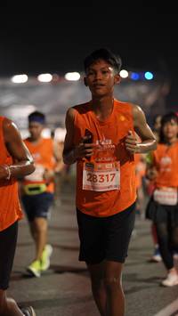 BIB: 28317
                            <button type="button" onclick="openModal(14300713)" class="btn btn-primary btn-sm float-right btn-popup" data-toggle="modal" data-target=".modal-high-quality">
                        <i class="fas fa-shopping-cart"></i> Add to Cart
                    </button>
                                            <button type="button" onclick="isThisMe(14300713, true)" class="btn btn-success btn-sm float-right btn-popup btn-isme hidden" data-toggle="tooltip" data-placement="bottom" title="นี่คือรูปของคุณใช่ไหม คลิกที่นี่เพื่อเอาเข้าอัลบั้ม">
                        <i class="fas fa-plus"></i> Add to album
                    </button>
                    <button type="button" onclick="isThisMe(14300713, false)" class="btn btn-warning btn-sm float-right btn-popup btn-isnotme hidden">
                        <i class="fas fa-ban"></i> Remove from album
                    </button>