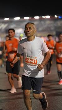 BIB: 26961
                            <button type="button" onclick="openModal(14271528)" class="btn btn-primary btn-sm float-right btn-popup" data-toggle="modal" data-target=".modal-high-quality">
                        <i class="fas fa-shopping-cart"></i> Add to Cart
                    </button>
                                            <button type="button" onclick="isThisMe(14271528, true)" class="btn btn-success btn-sm float-right btn-popup btn-isme hidden" data-toggle="tooltip" data-placement="bottom" title="นี่คือรูปของคุณใช่ไหม คลิกที่นี่เพื่อเอาเข้าอัลบั้ม">
                        <i class="fas fa-plus"></i> Add to album
                    </button>
                    <button type="button" onclick="isThisMe(14271528, false)" class="btn btn-warning btn-sm float-right btn-popup btn-isnotme hidden">
                        <i class="fas fa-ban"></i> Remove from album
                    </button>