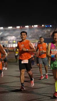 BIB: 2021, 28255
                            <button type="button" onclick="openModal(14301437)" class="btn btn-primary btn-sm float-right btn-popup" data-toggle="modal" data-target=".modal-high-quality">
                        <i class="fas fa-shopping-cart"></i> Add to Cart
                    </button>
                                            <button type="button" onclick="isThisMe(14301437, true)" class="btn btn-success btn-sm float-right btn-popup btn-isme hidden" data-toggle="tooltip" data-placement="bottom" title="นี่คือรูปของคุณใช่ไหม คลิกที่นี่เพื่อเอาเข้าอัลบั้ม">
                        <i class="fas fa-plus"></i> Add to album
                    </button>
                    <button type="button" onclick="isThisMe(14301437, false)" class="btn btn-warning btn-sm float-right btn-popup btn-isnotme hidden">
                        <i class="fas fa-ban"></i> Remove from album
                    </button>