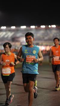 BIB: 2574, 24023
                            <button type="button" onclick="openModal(14254706)" class="btn btn-primary btn-sm float-right btn-popup" data-toggle="modal" data-target=".modal-high-quality">
                        <i class="fas fa-shopping-cart"></i> Add to Cart
                    </button>
                                            <button type="button" onclick="isThisMe(14254706, true)" class="btn btn-success btn-sm float-right btn-popup btn-isme hidden" data-toggle="tooltip" data-placement="bottom" title="นี่คือรูปของคุณใช่ไหม คลิกที่นี่เพื่อเอาเข้าอัลบั้ม">
                        <i class="fas fa-plus"></i> Add to album
                    </button>
                    <button type="button" onclick="isThisMe(14254706, false)" class="btn btn-warning btn-sm float-right btn-popup btn-isnotme hidden">
                        <i class="fas fa-ban"></i> Remove from album
                    </button>